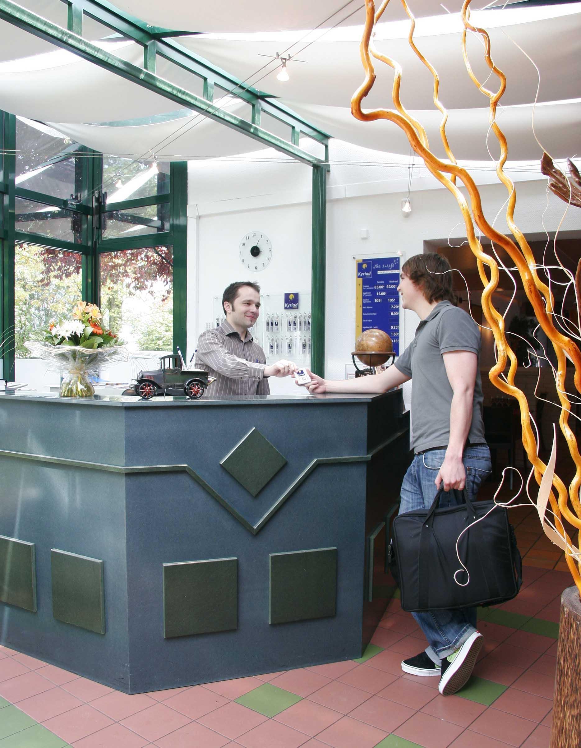 Kyriad Reims Est - Parc Expositions Ngoại thất bức ảnh