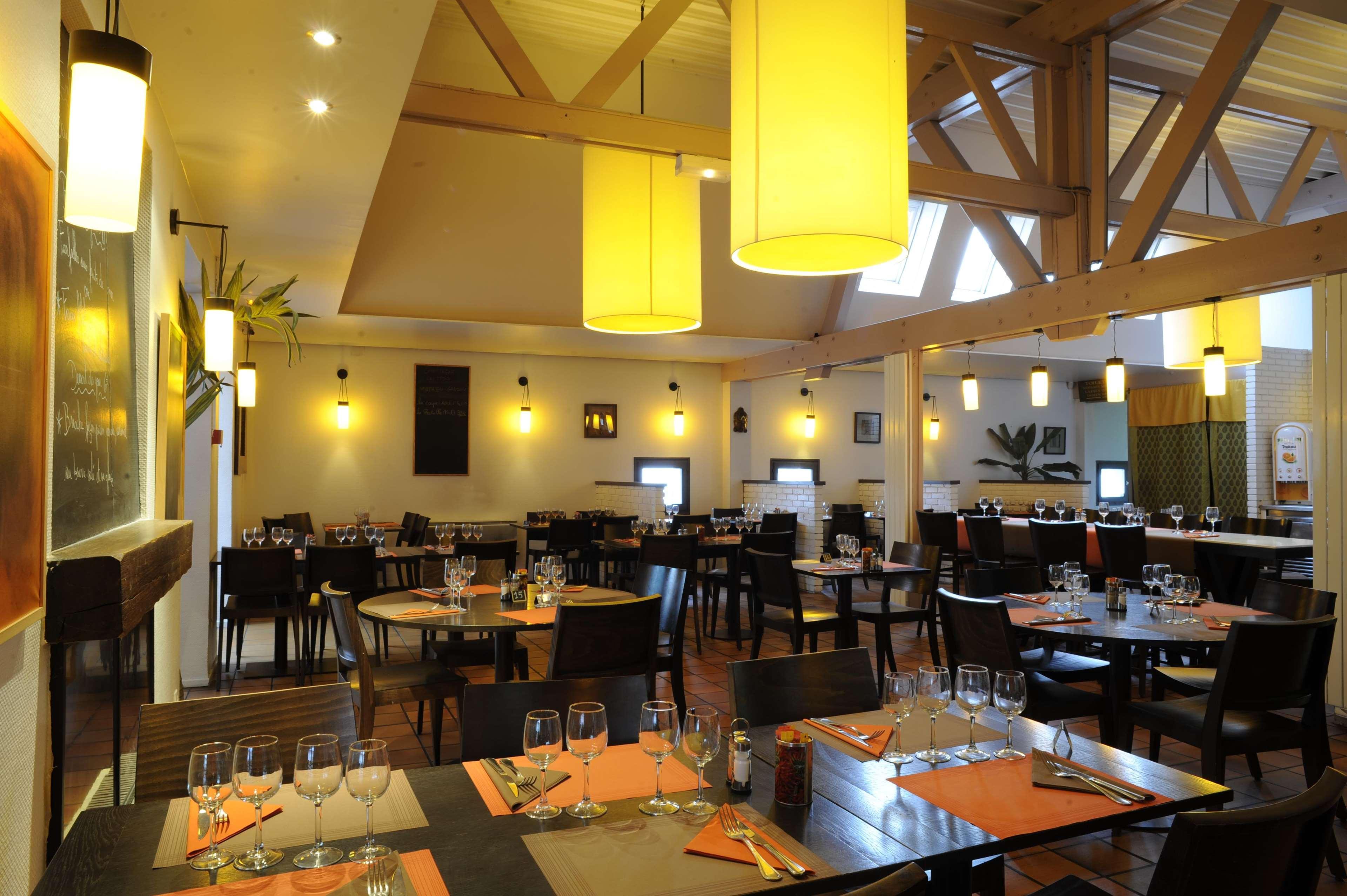 Kyriad Reims Est - Parc Expositions Ngoại thất bức ảnh